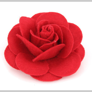 20160309061133 kwiat rozy filc czerwona broszka gumka 2857369845